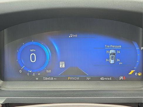 Used 2020 Ford Explorer Platinum w/ Premium Technology Package AWD/4WD image 23