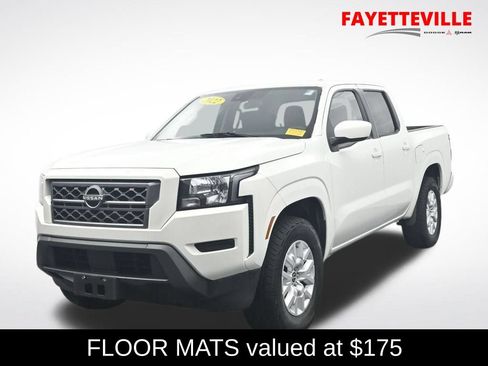 Used 2022 Nissan Frontier SV RWD image 1