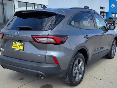 Used 2025 Ford Escape ST-Line image 8