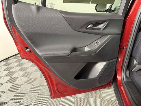 Certified 2026 Chevrolet Equinox RS FWD image 20