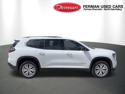 Used 2026 GMC Acadia Elevation w/ Elevation Premium Package FWD image 2