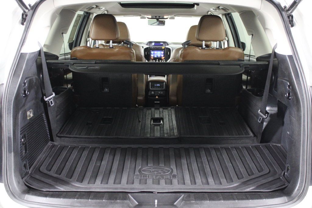 Used 2019 Subaru Ascent Touring w/ Popular Package #3 AWD/4WD image 16