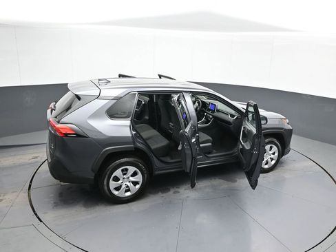 Used 2025 Toyota RAV4 LE image 44