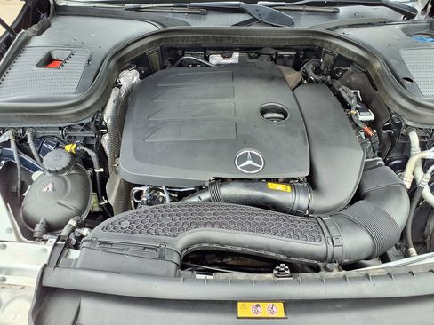 Used 2022 Mercedes-Benz GLC 300 4MATIC image 36