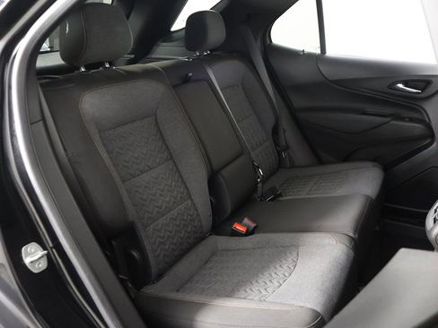 Used 2022 Chevrolet Equinox LT image 32