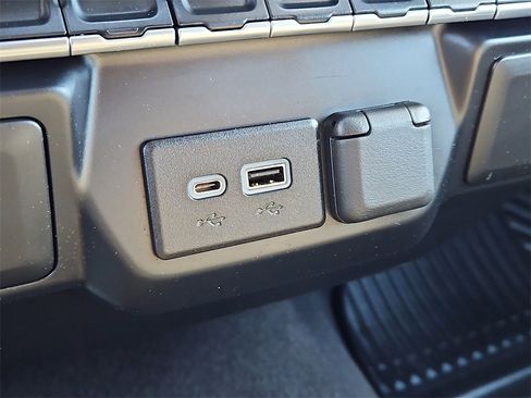 Certified 2022 Chevrolet Silverado 1500 LT image 17