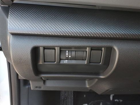 New 2025 Subaru Crosstrek 2.5i Limited w/ Crosstrek Mirror Package image 18