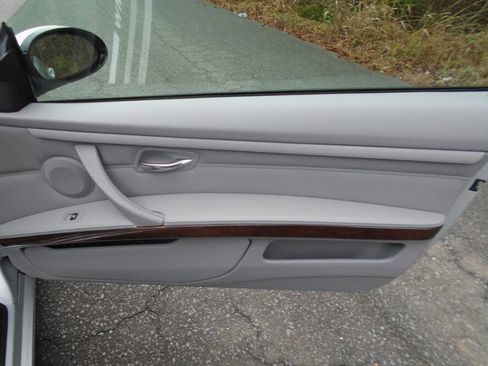 Used 2009 BMW 328i Coupe image 19