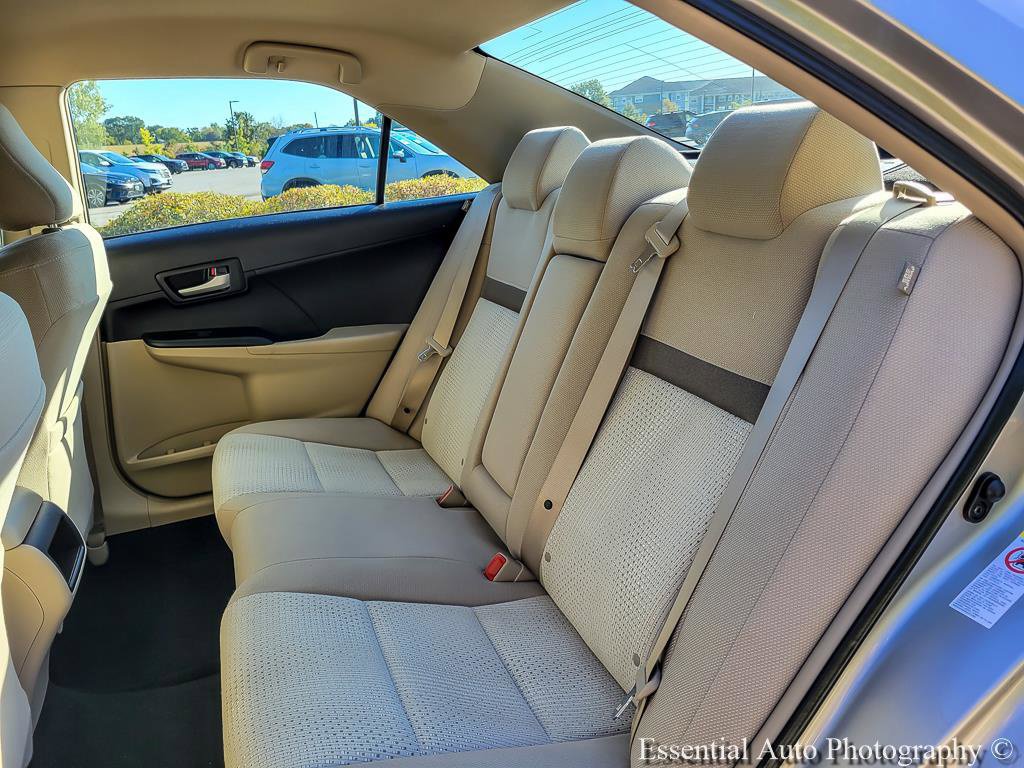 Used 2013 Toyota Camry LE FWD image 11