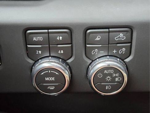 Used 2026 GMC Sierra 1500 AT4 w/ AT4 Premium Package AWD/4WD image 30