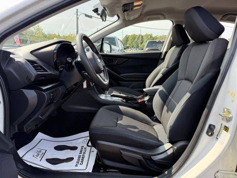 Used 2022 Subaru Crosstrek 2.0i image 10