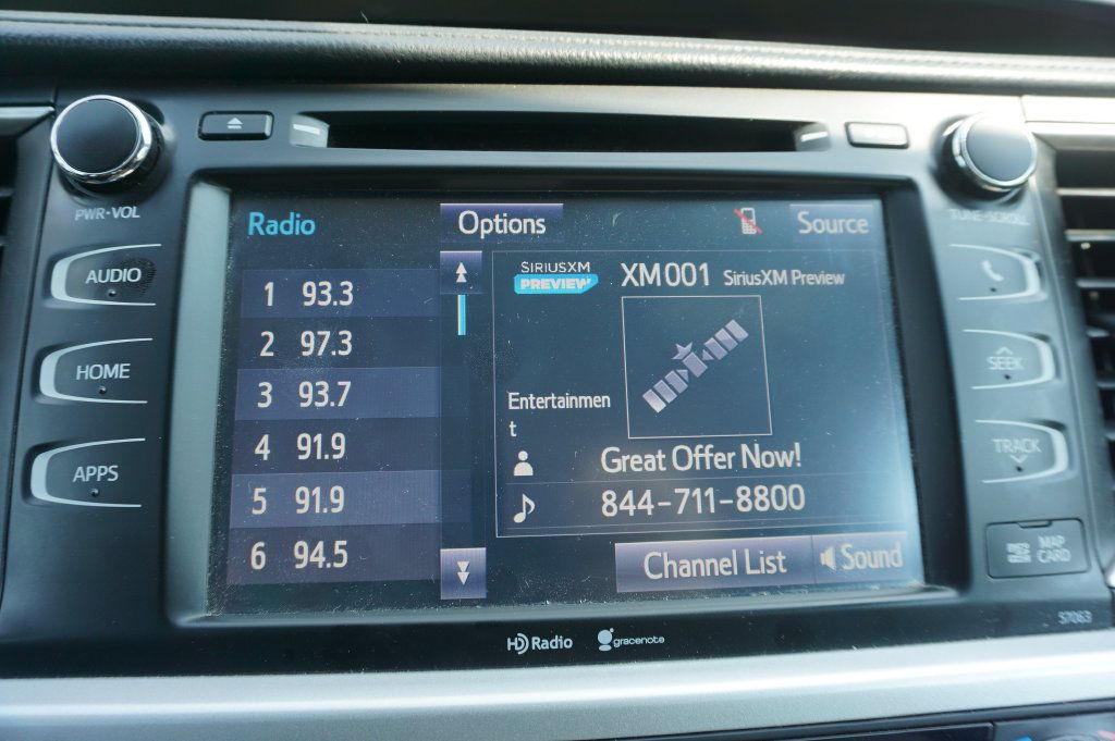 Used 2015 Toyota Highlander XLE FWD image 9