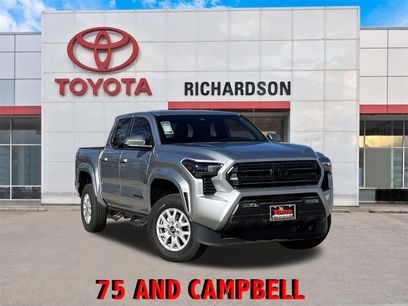 New 2025 Toyota Tacoma SR5