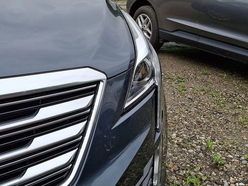 Used 2019 Cadillac XT5 Luxury AWD/4WD image 9