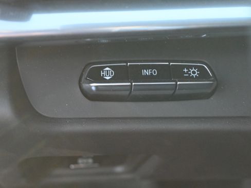 Used 2024 Chevrolet Corvette Stingray Premium Conv w/ Z51 Performance Package image 32