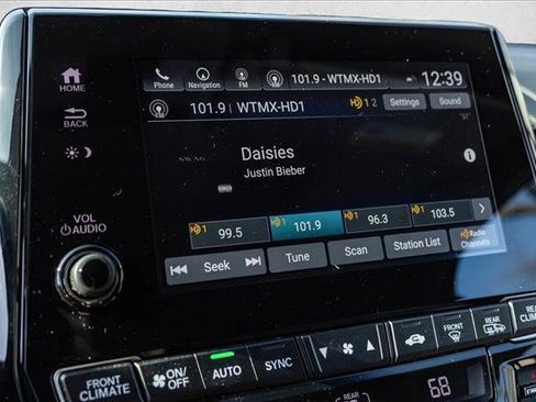 Used 2023 Honda Odyssey Elite image 18