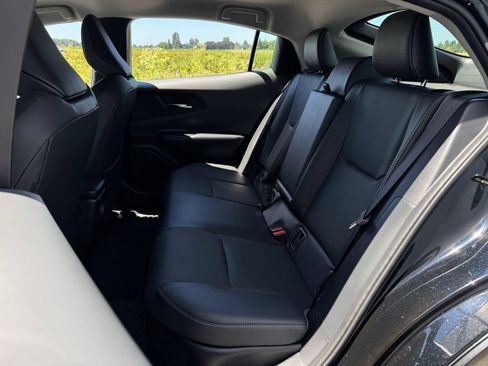 Certified 2025 Toyota Prius XLE AWD/4WD image 21