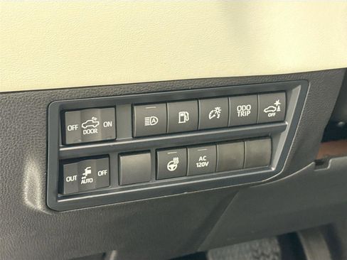 Certified 2025 Toyota Tundra Capstone image 14