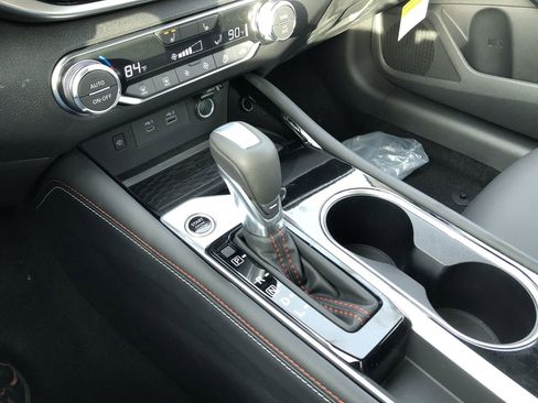 New 2025 Nissan Altima 2.5 SR w/ SR Premium Package image 27