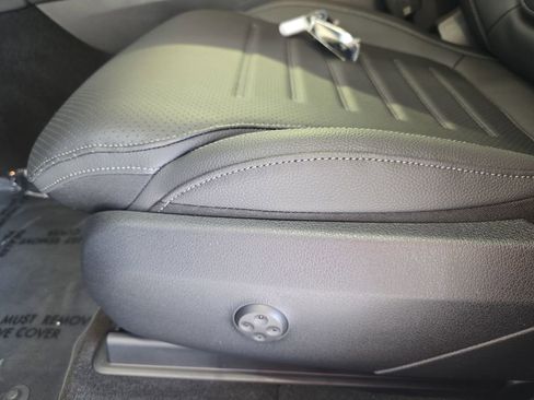 New 2026 Mercedes-Benz GLC 300 image 29