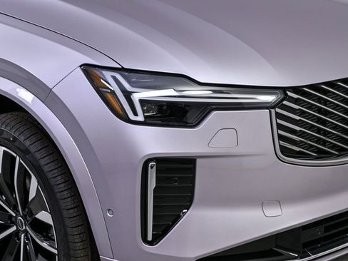 New 2026 Volvo XC90 B6 Plus w/ Protection Package Premier image 39