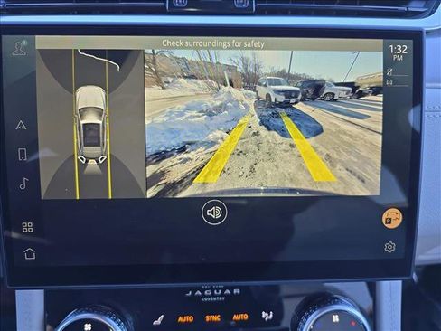 Certified 2025 Jaguar F-PACE R-Dynamic S image 23