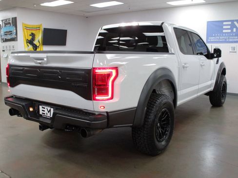 Used 2018 Ford F150 Raptor w/ Equipment Group 802A Luxury image 5