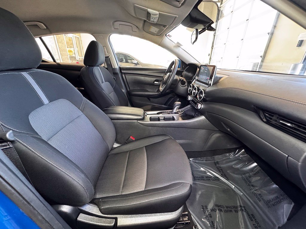Used 2024 Nissan Sentra SV FWD image 39