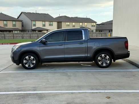 Used 2018 Honda Ridgeline RTL-T image 4