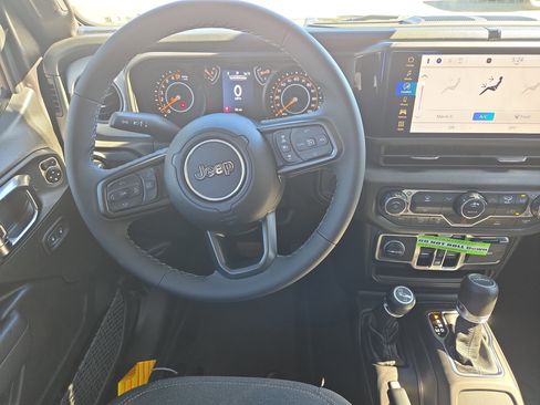 New 2025 Jeep Gladiator Sport image 14