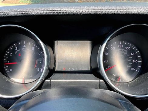 Used 2019 Ford Mustang Coupe w/ Equipment Group 101A RWD image 10
