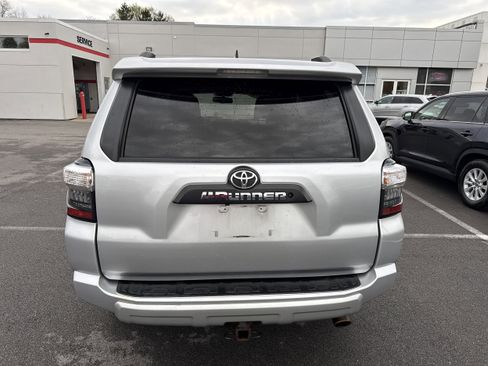 Used 2016 Toyota 4Runner Trail Premium AWD/4WD image 12