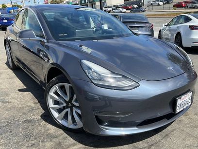 Used 2018 Tesla Model 3 Long Range