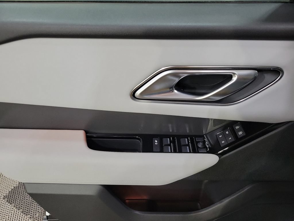 New 2026 Land Rover Range Rover Velar S AWD/4WD image 14