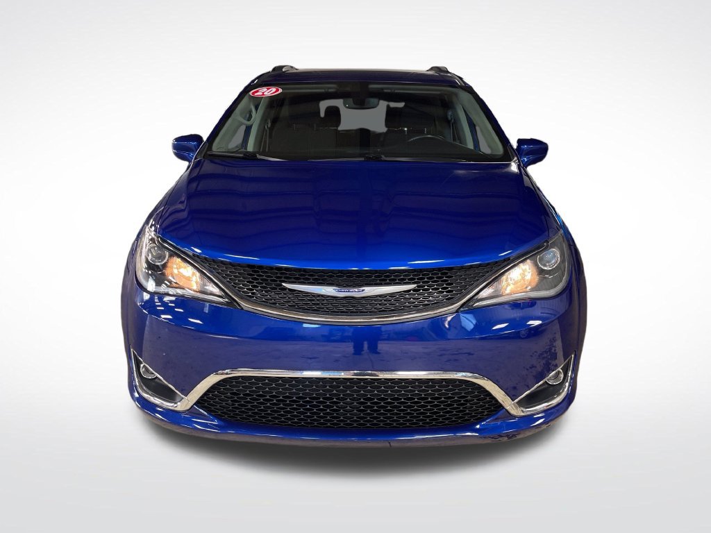 Used 2020 Chrysler Pacifica Touring w/ Cold Weather Group FWD image 10