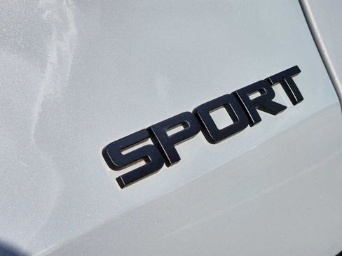 Used 2024 Honda HR-V Sport image 11
