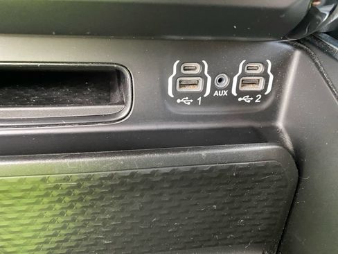 Used 2023 RAM 1500 Big Horn AWD/4WD image 19