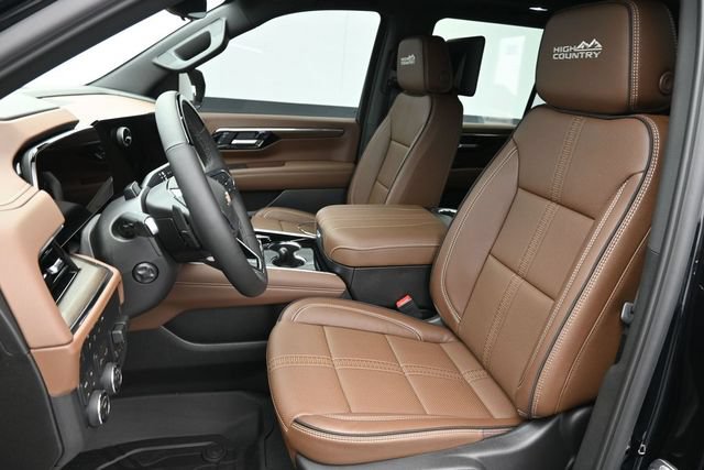 New 2026 Chevrolet Tahoe High Country AWD/4WD image 18