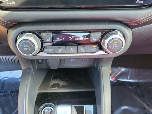 Used 2025 Nissan Versa SR w/ Trunk Package FWD image 30