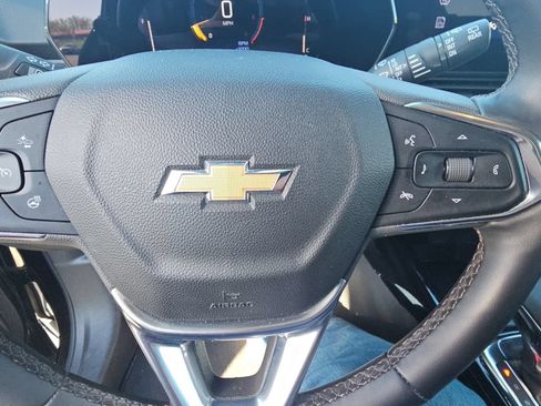 Used 2024 Chevrolet Trax LT w/ Driver Confidence Package FWD image 12