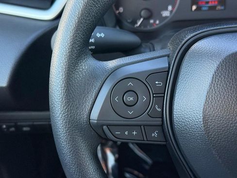 Certified 2025 Toyota Corolla LE image 21