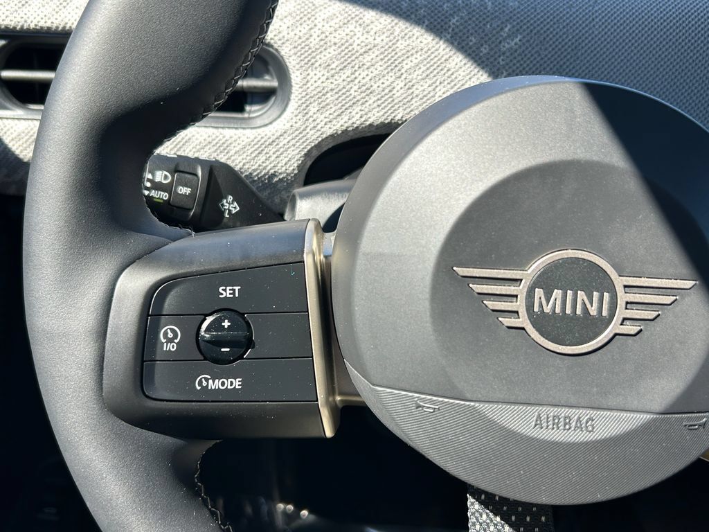 Used 2026 MINI Cooper S FWD image 19