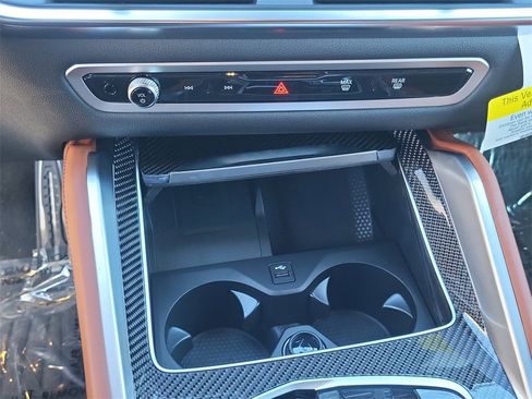New 2026 BMW X6 M60i w/ Climate Comfort Package image 30