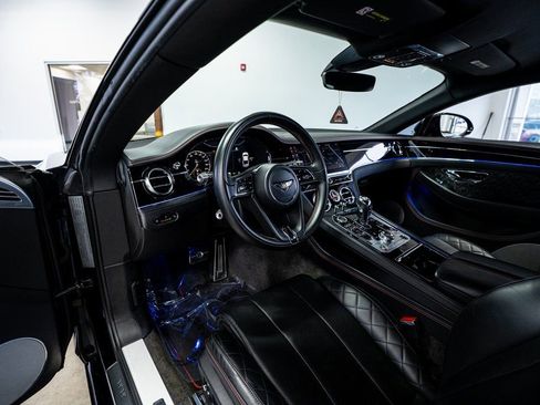 Used 2020 Bentley Continental GT image 35