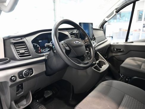 Used 2023 Ford Transit 350 XLT image 26