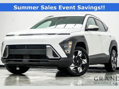 Used 2024 Hyundai Kona SEL AWD/4WD image 1