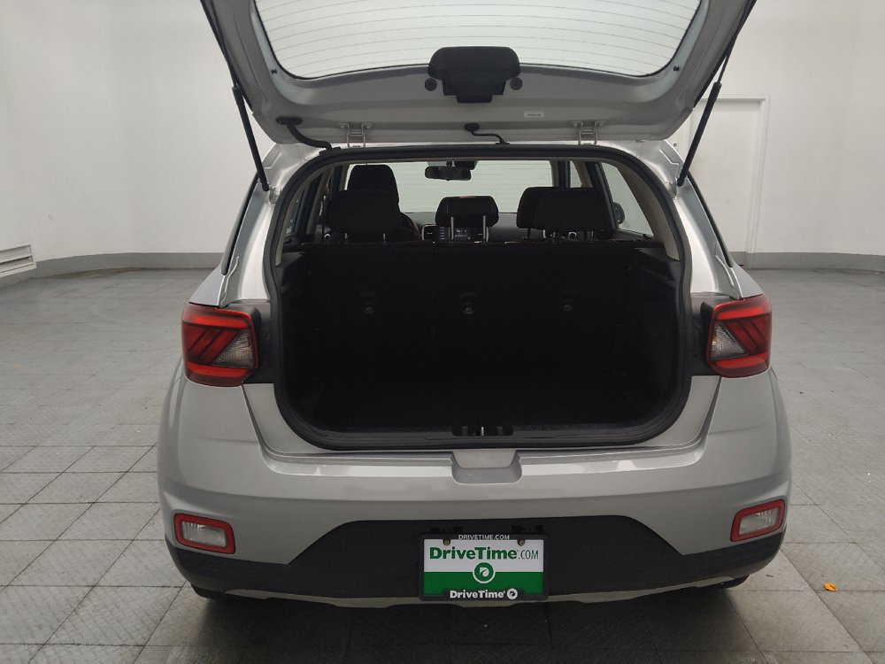 Used 2021 Hyundai Venue SEL FWD image 29