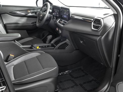 Used 2026 Chevrolet TrailBlazer LS w/ LS Convenience Package FWD image 40