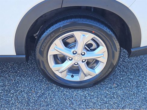 Certified 2023 Honda HR-V LX image 8