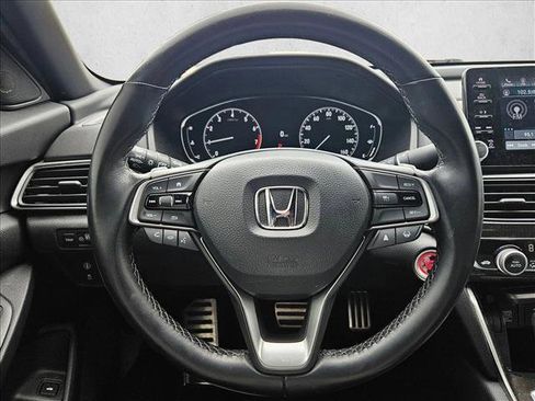 Used 2022 Honda Accord Sport image 11